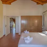 Donatos Apartment