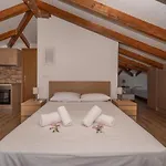 Donatos Apartment
