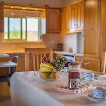 Donatos アパート