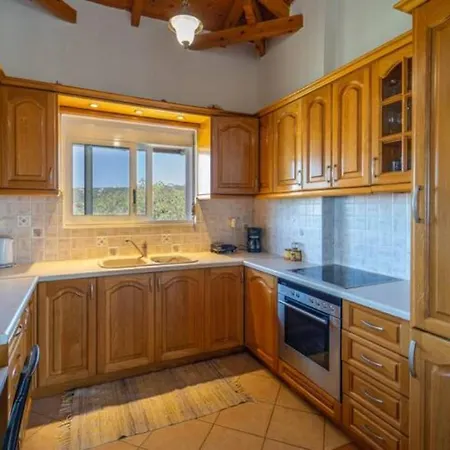 Apartamento Donatos Finikounta