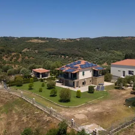 Donatos アパート