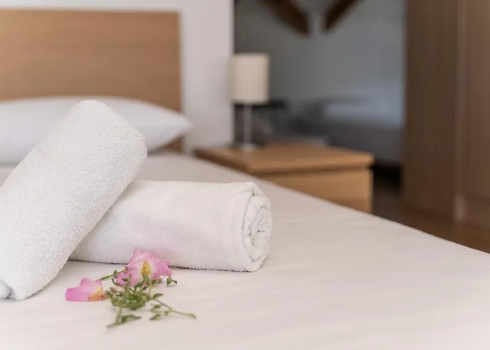 아파트 Donatos 피니코운타