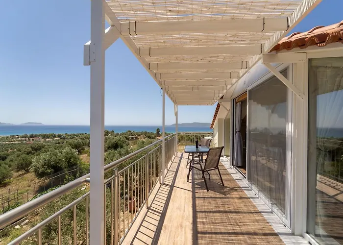 Donatos 아파트 피니코운타